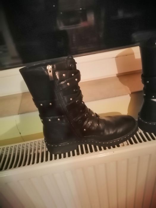 Ghete Rok Marca Brumo Premi mărimea 38 din piele!