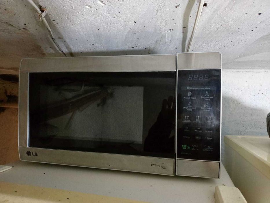 Продам рабочую микроволновую печь. В хорошем состоянии.