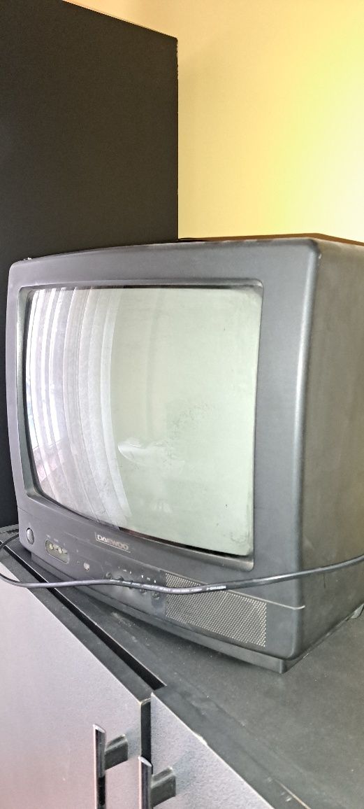 Televizor color Daewoo 35 cm