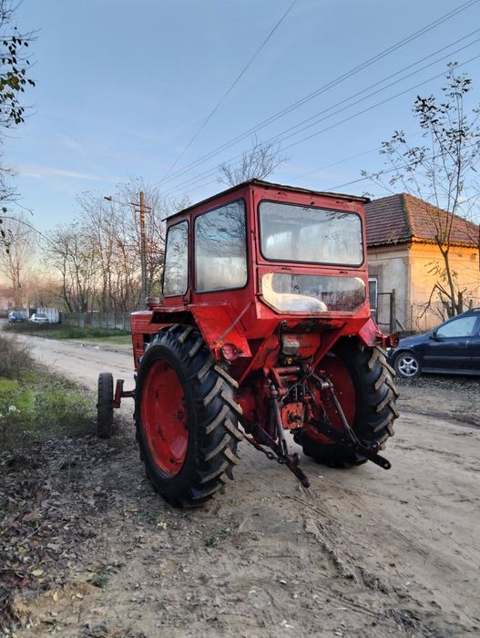 Vând Tractor U650