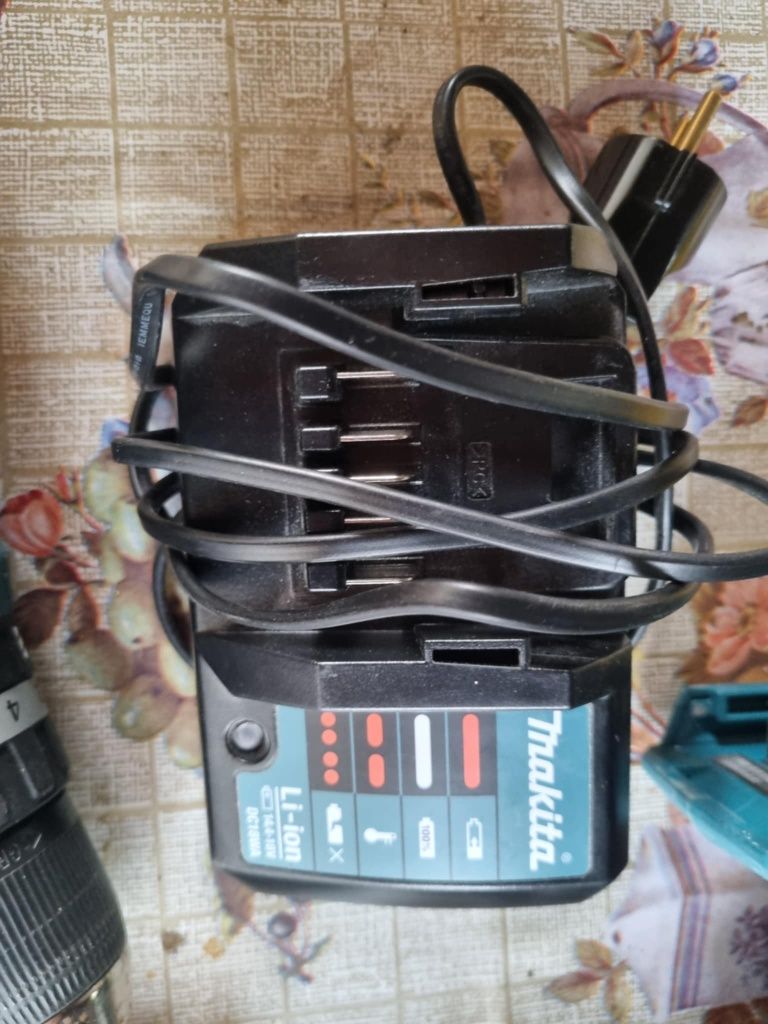 Makita Dewalt Titan