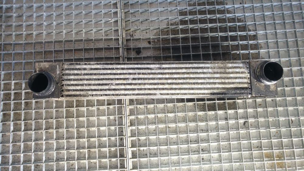 radiator intercooler  bmw seria 5 e60 3.0 d 1751 7795823-0