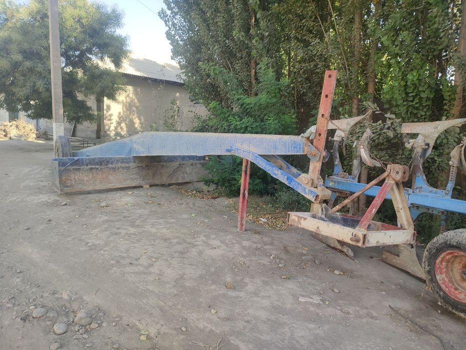 Dilinnibaza sotiladi.