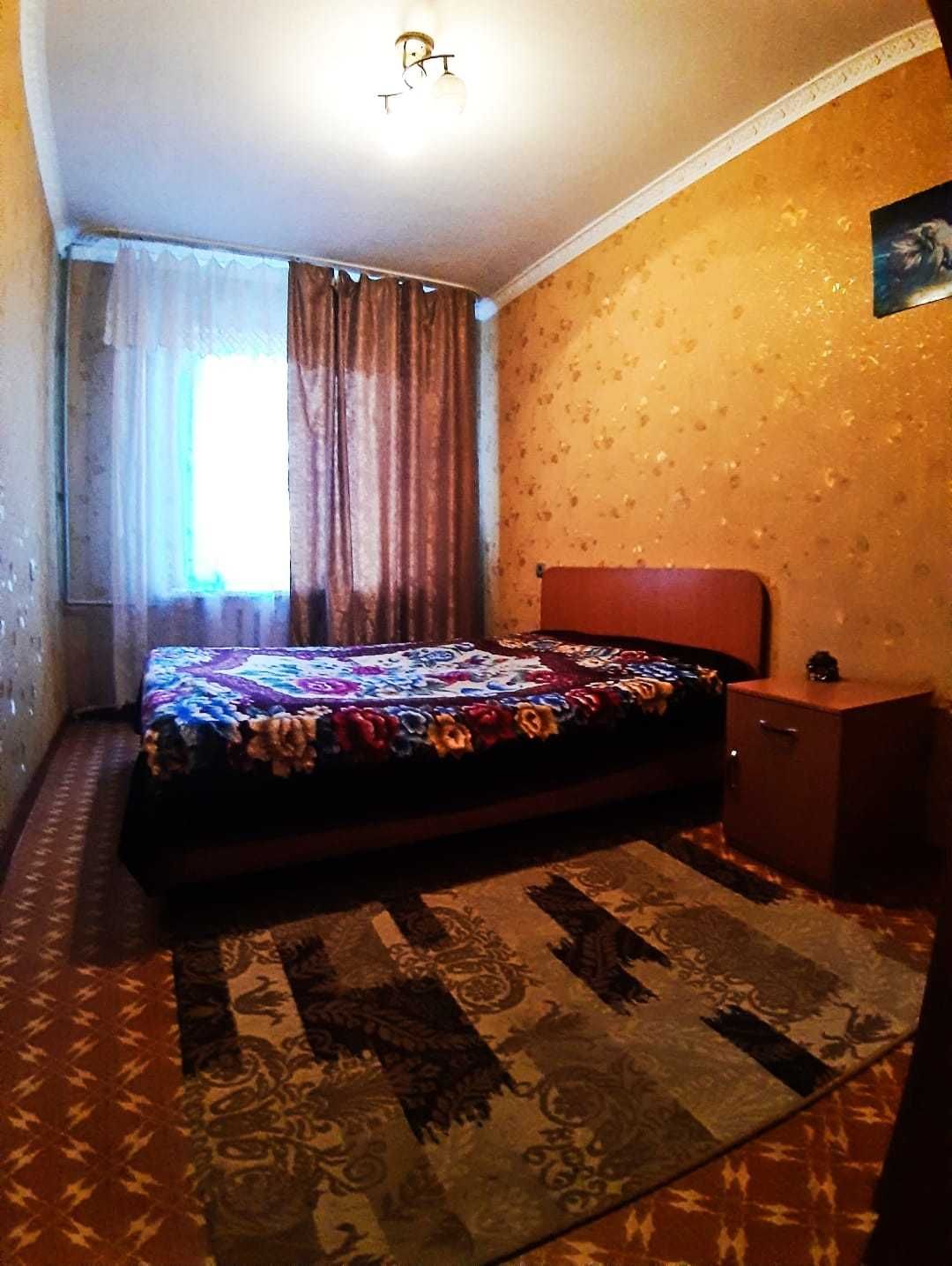Продадим 2х комнатную квартиру, улучшенная, в центре
