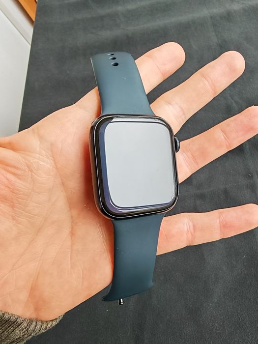 Apple Watch 8 45 mm LTE
