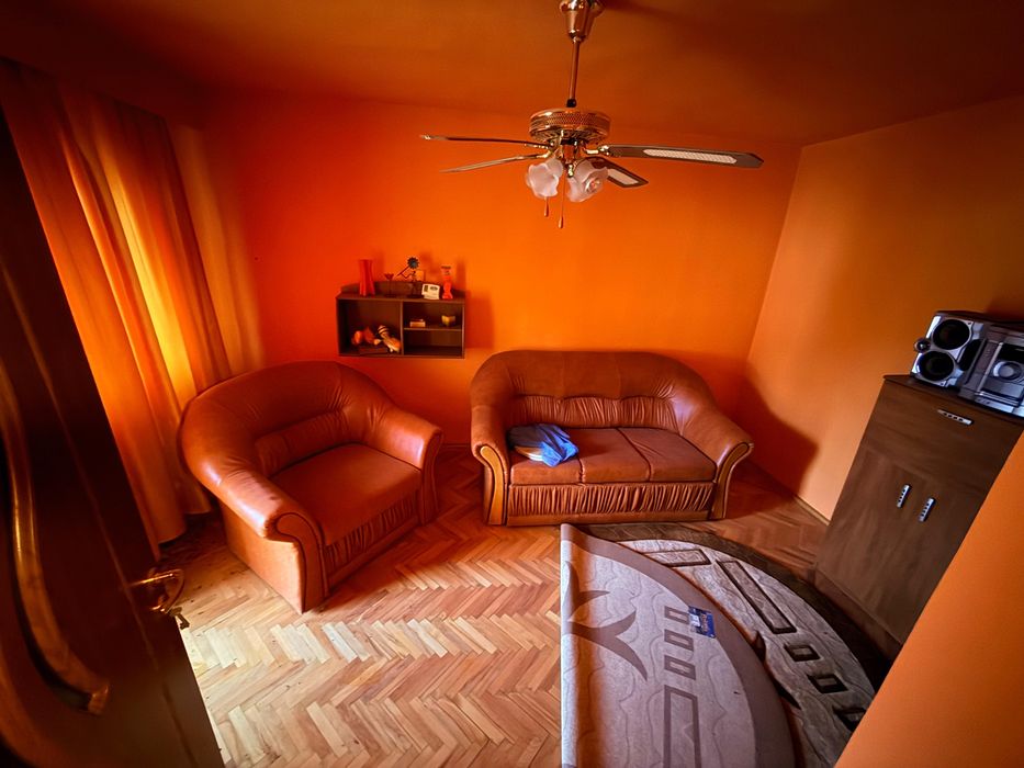 Vand garsoniera Geoagiu Bai