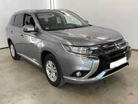 Mitsubishi Outlander Mitsubishi Outlander 2.0 Plug-In Hybrid, perfecta, autonomie EV 38Km