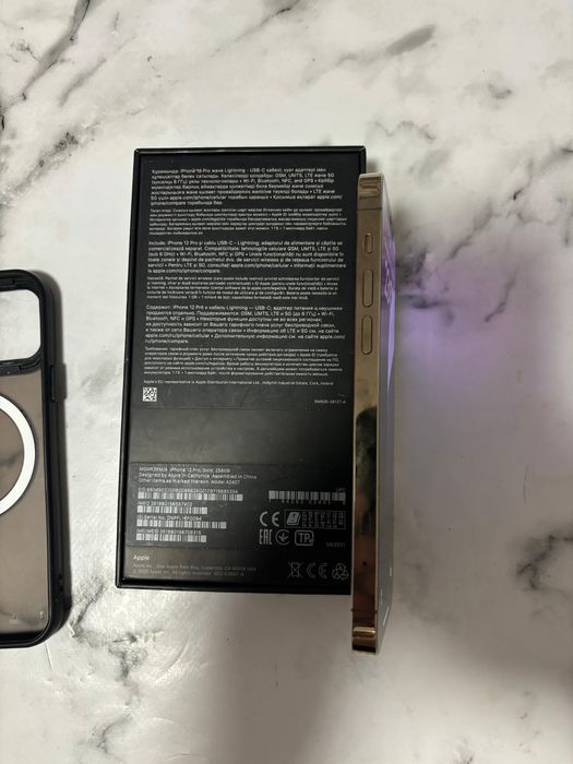 Iphone 12 pro 256 gold