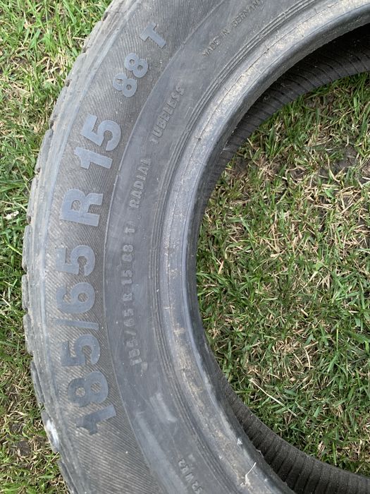 Vand 2 cauciucuri de vara 185/65 R15
