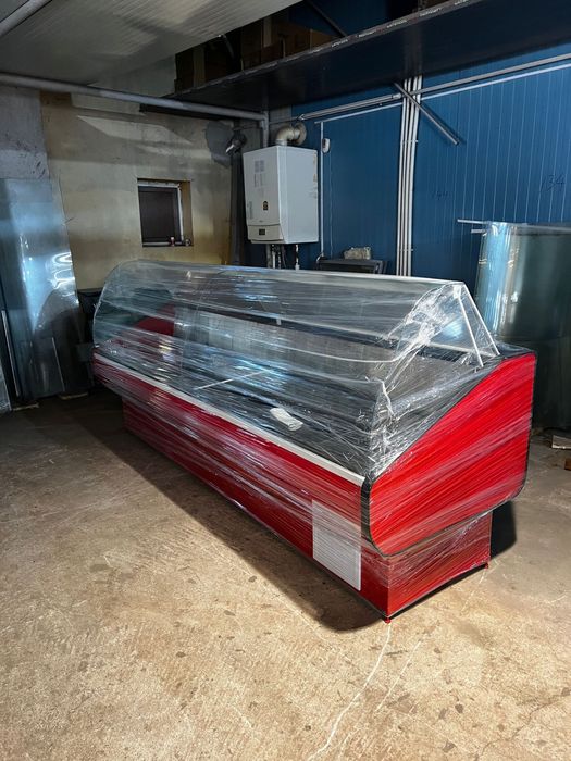 Vitrina frigorifica orizontala pentru mezeluri diferite dimensiuni