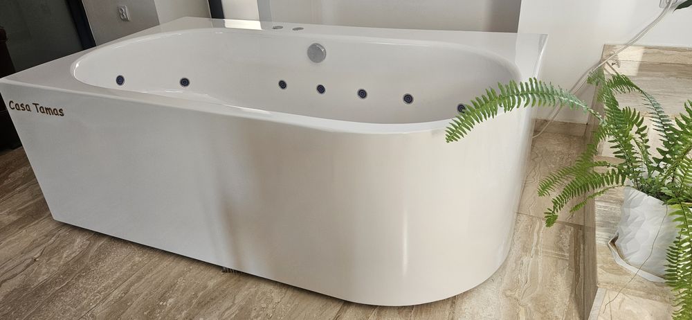 Cada hidromasaj/jacuzzi