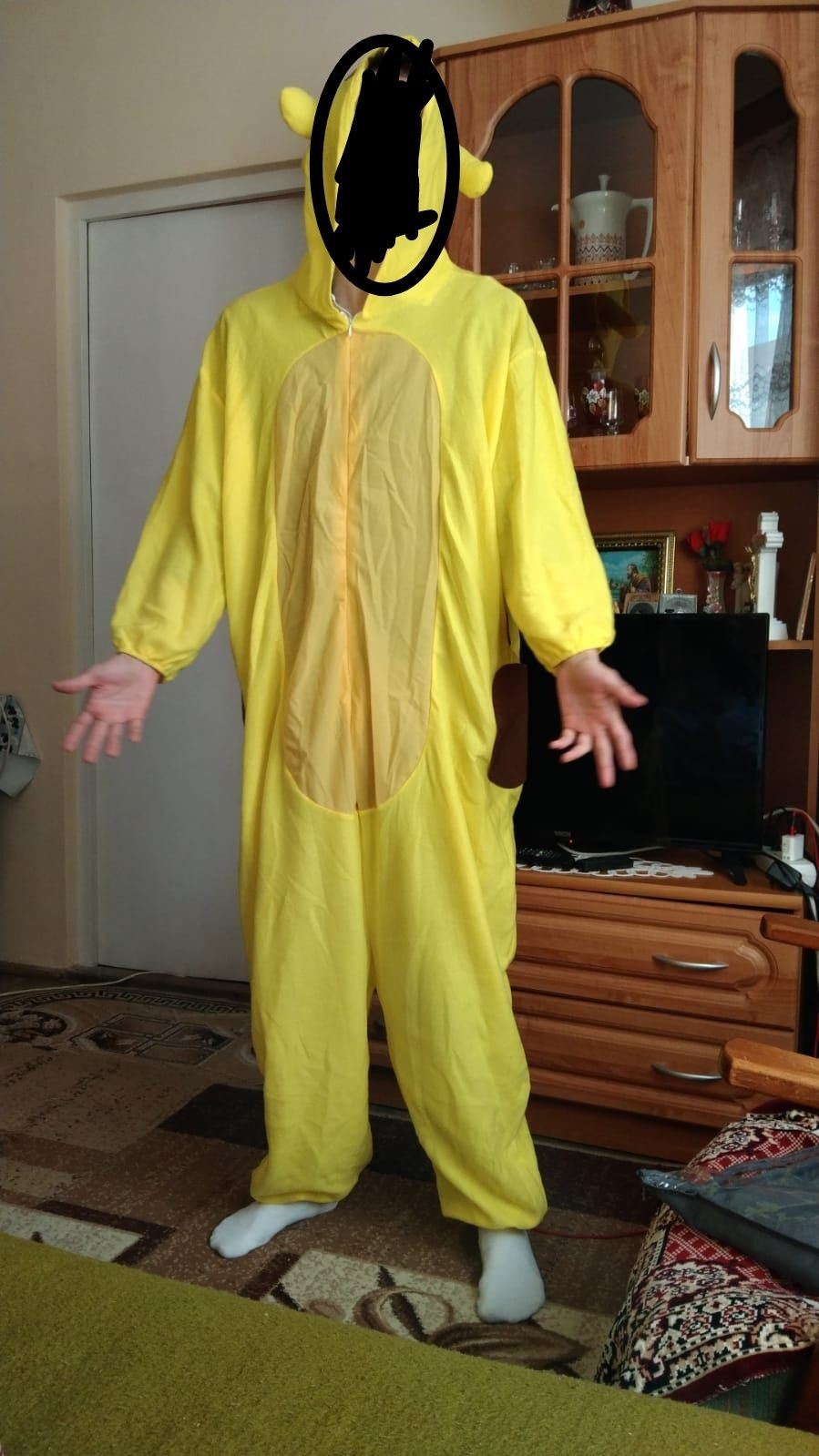 Vand costum Pickachu