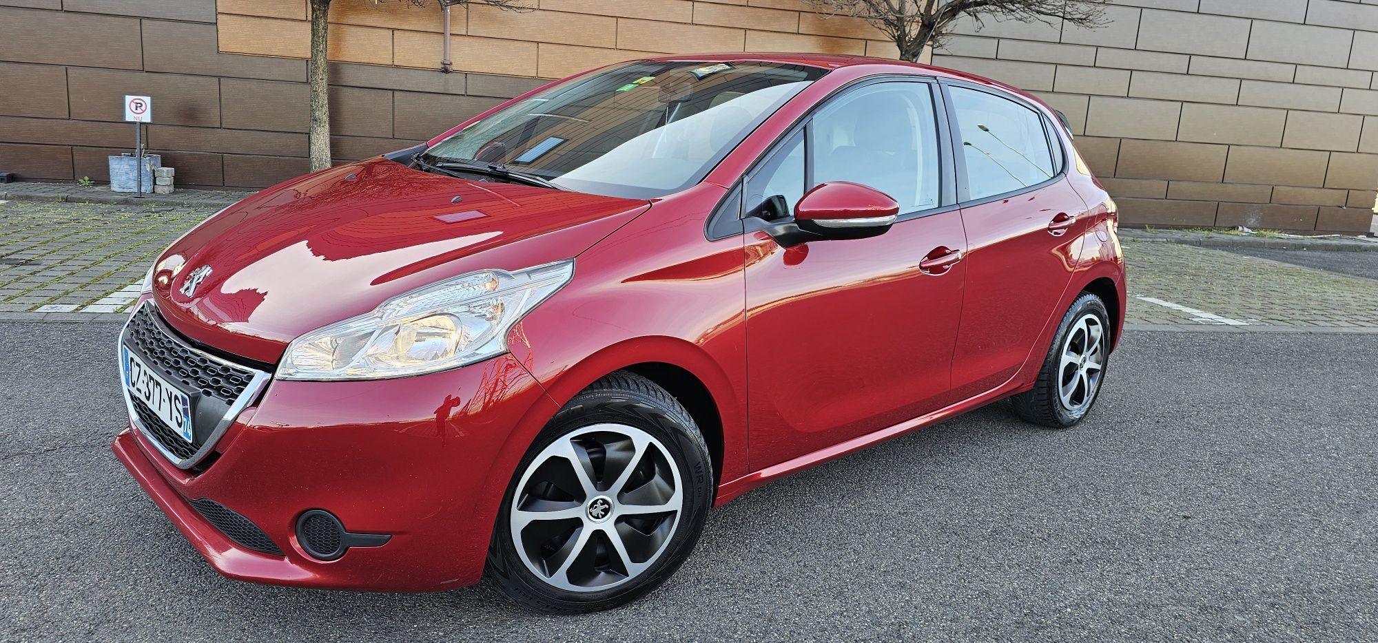 Peugeot 208 1.6 HDI 2014