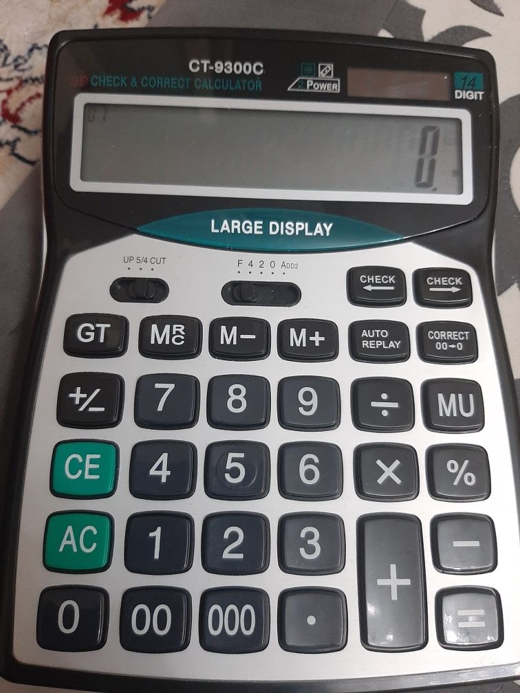 Продам калькуляторы