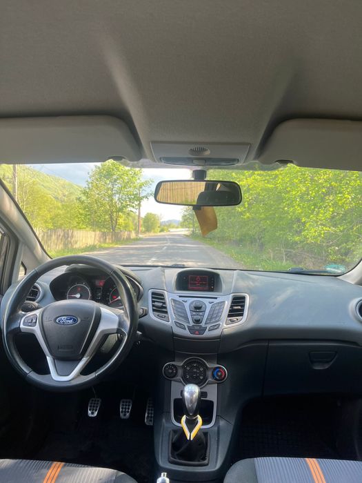 Vand Ford Fiesta 2011 1.25
