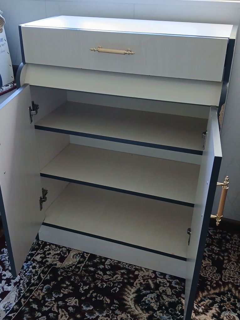 шкафчик для одежды