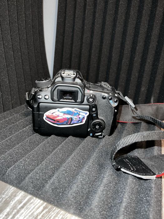 Canon 70D + Obiectiv Canon 50mm – set perfect pentru foto & video!