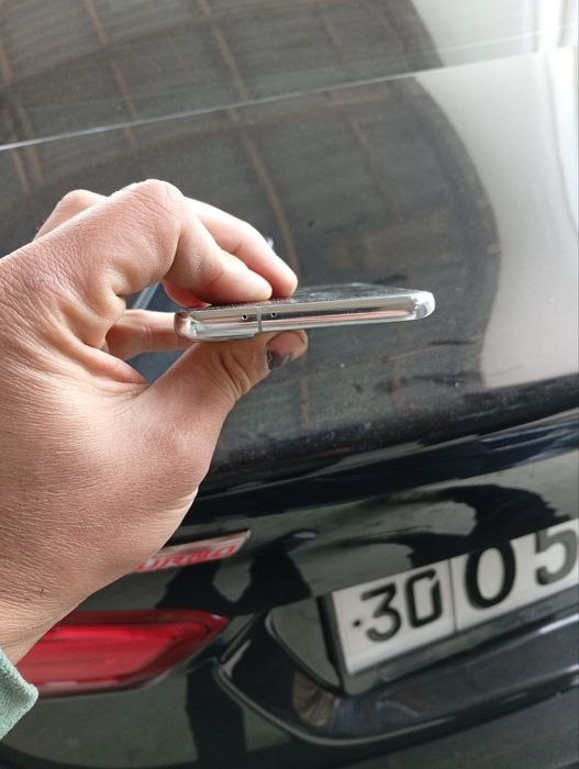 S21 plus holati ideal