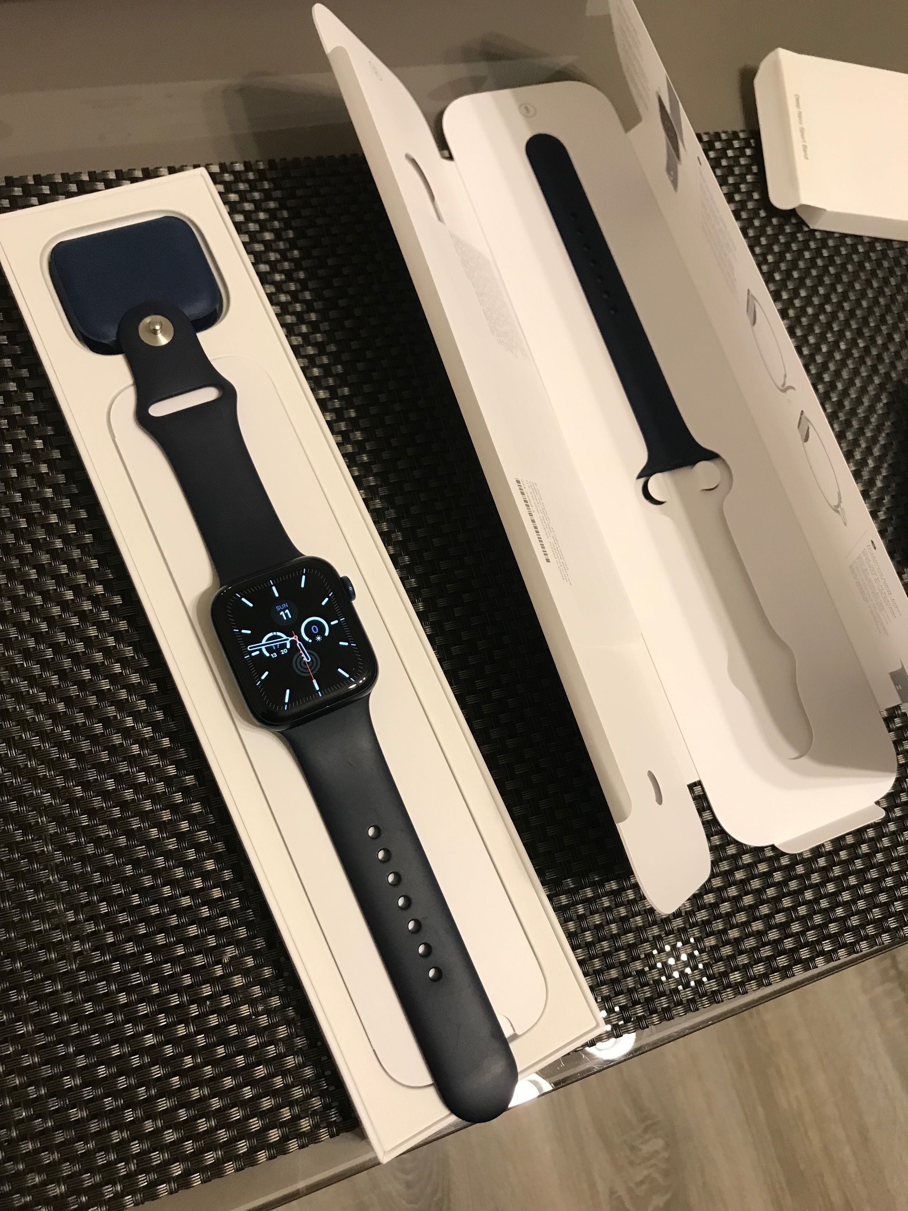 Apple Watch series 6  / 44mm