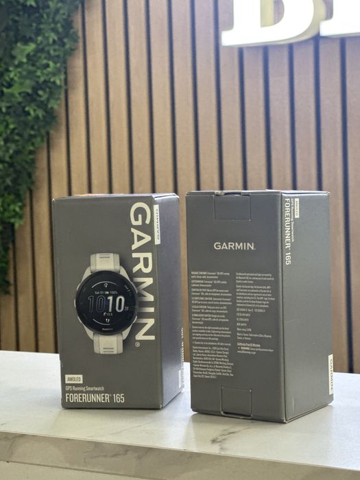 GARMIN Forerunner 165 / AMOLED / White / Sigilat