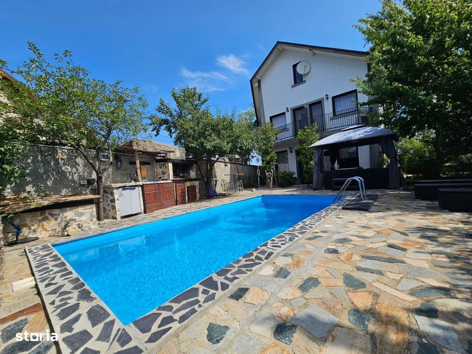 Casa individuala, complet mobilata si utilata, piscina