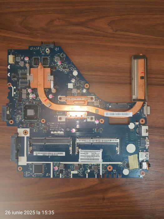 Vând placă de bază Acer Aspire E1-530G