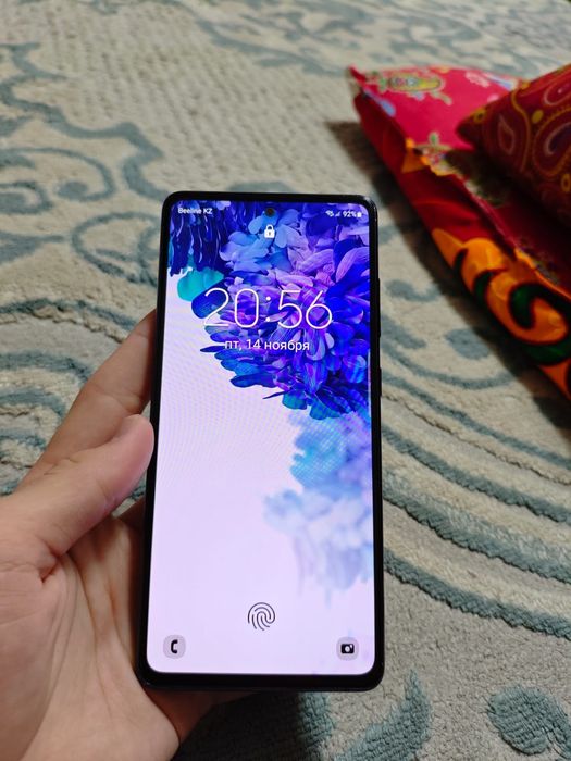 Обменяю samsung s20 fe 5g