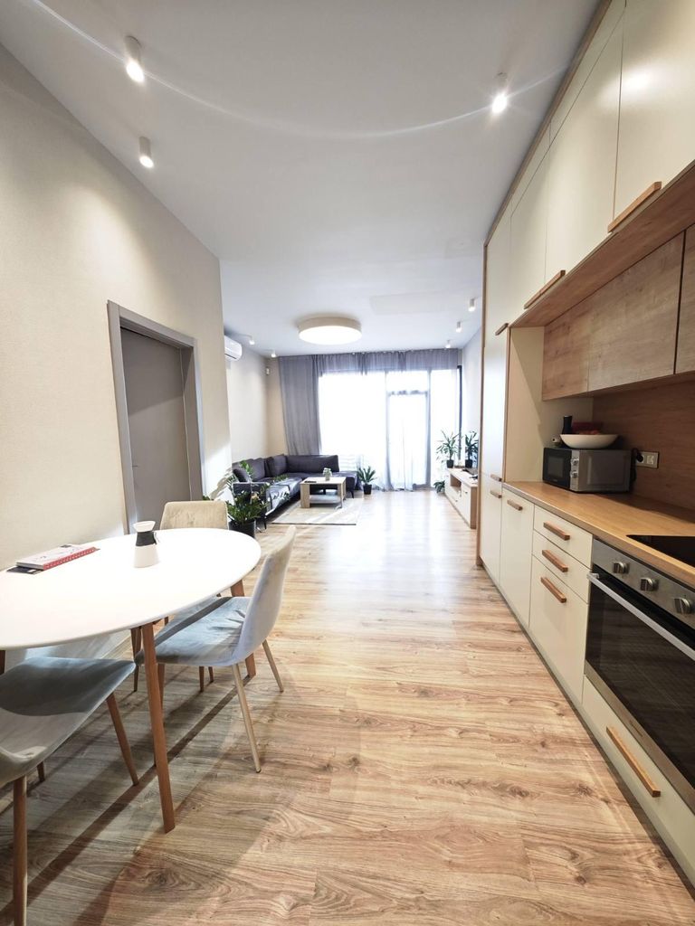 Дава се под наем Къща в София, Манастирски ливади - 110 кв.м за 1500 € - Снимка #2