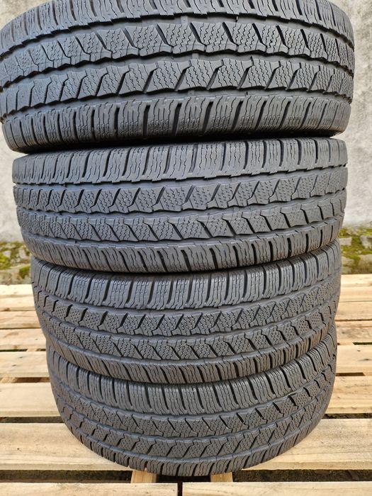 4anvelope iarna 205 70 17C Continental 2020