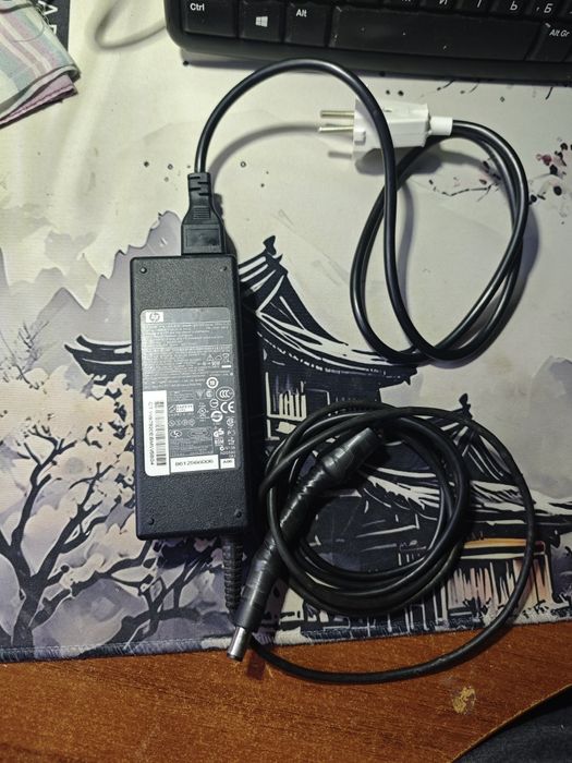 Зарядка для ноутбука HP оригинал