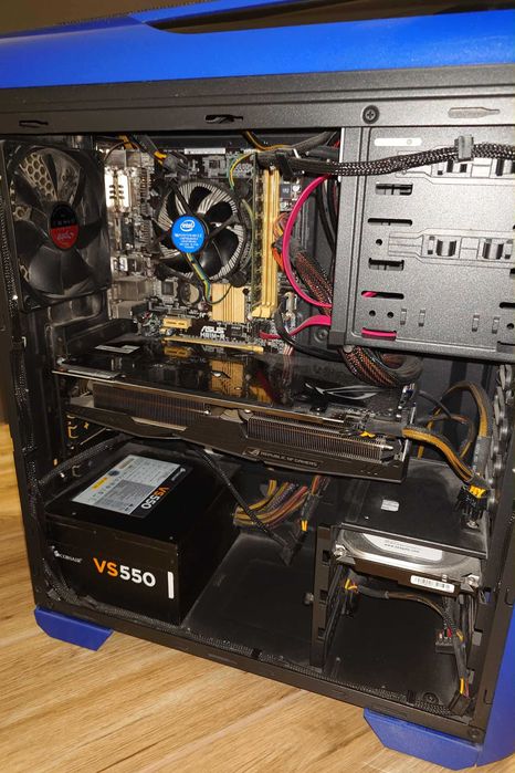 PC gaming i5 + Radeon RX 580 8GB