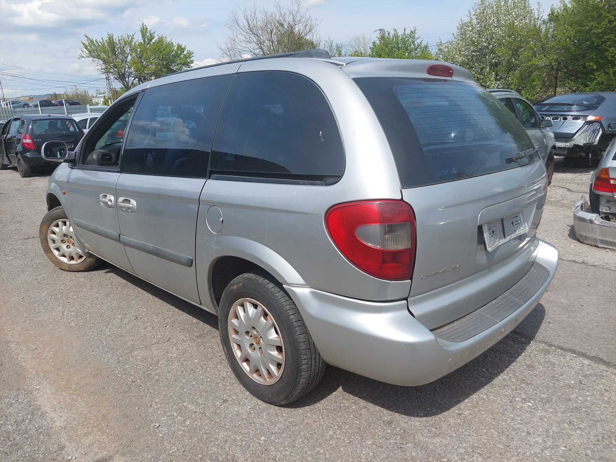 Chrysler Voyager 2,8 CRD , Крайслер Вояджър на части! 
Април 2005