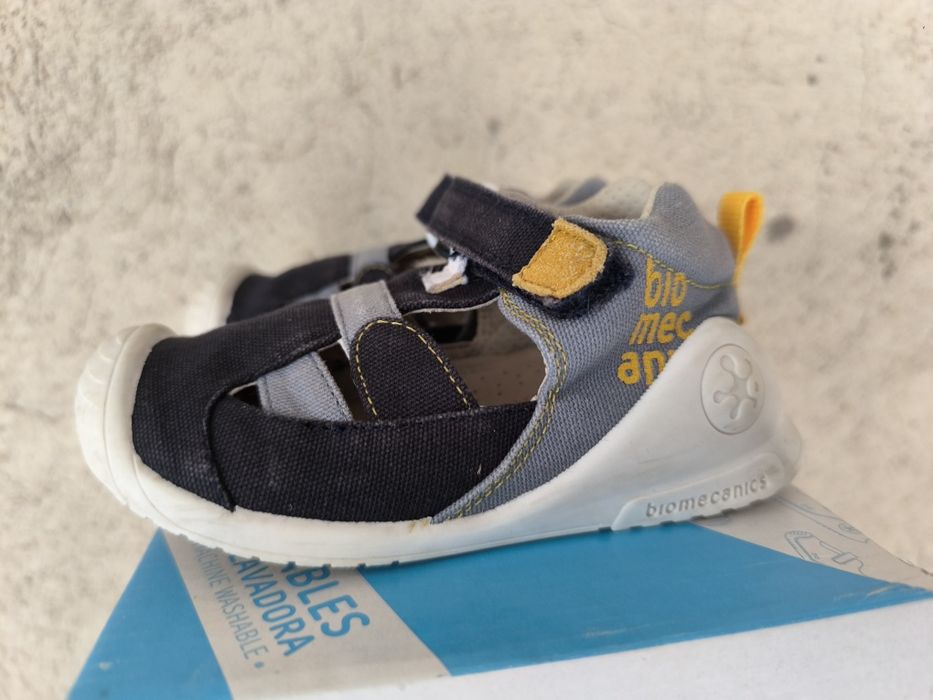 Детски сандали Biomecanics 22 номер