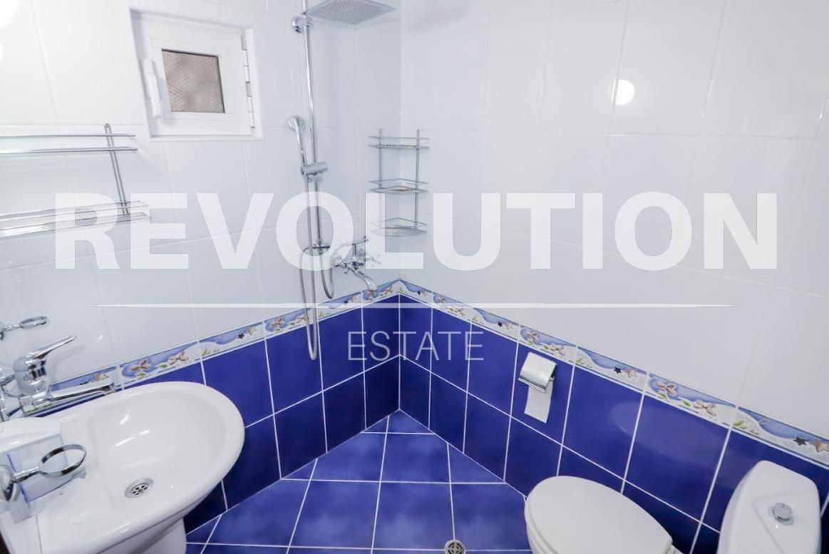 Дава се под наем Къща в с. Кичево, Област Варна - 550 кв.м за 400 € - Снимка #10