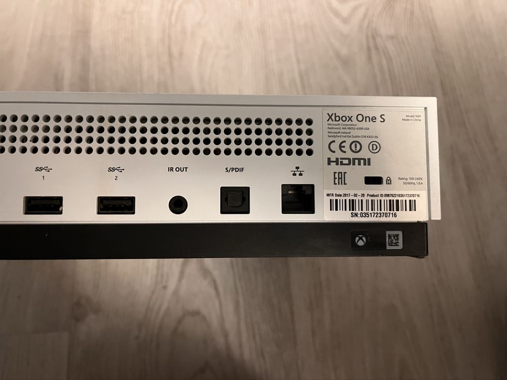 Xbox One S Model 1681