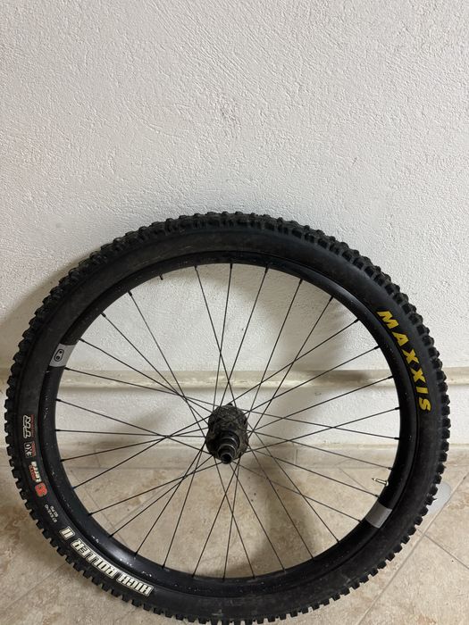 Crankbrothers synthesis 27.5,ride alfa r27