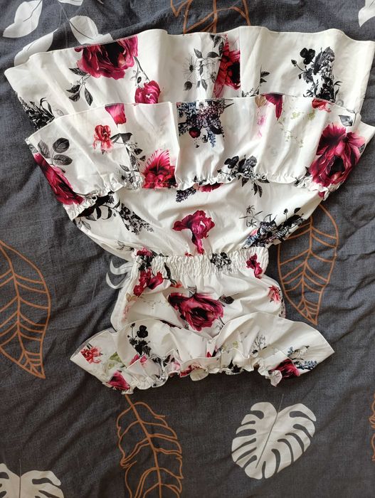 Рокли всяка по 20 лв носени са по веднъж