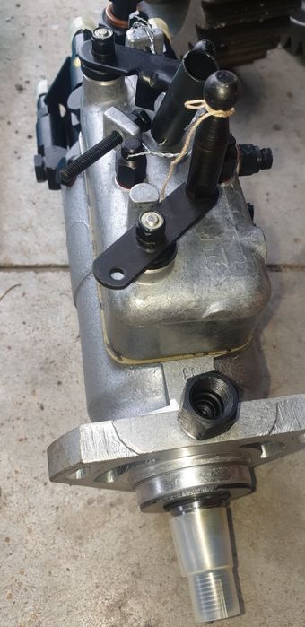 Pompa injectie saviem rotativa