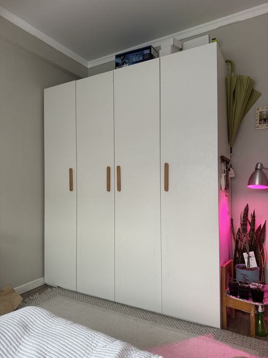 Продам срочно большой шкаф