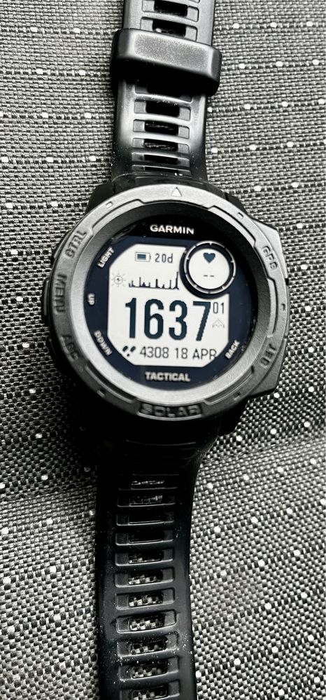 Garmin instinct 1 tactical solar