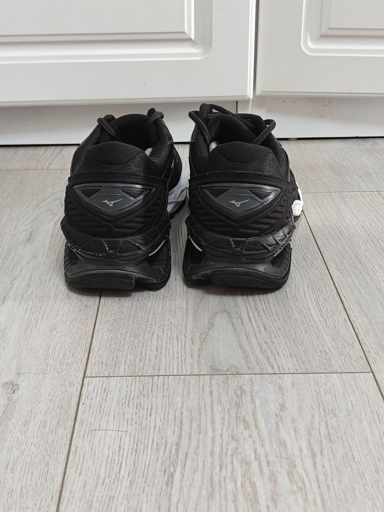 Mizuno wave Nr 45