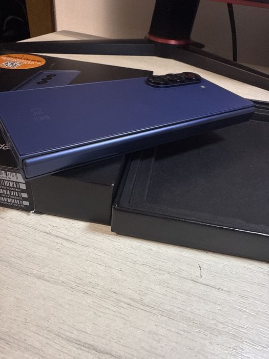 Samsung Z Fold 6 256Gb 12Gb Ram Full Box