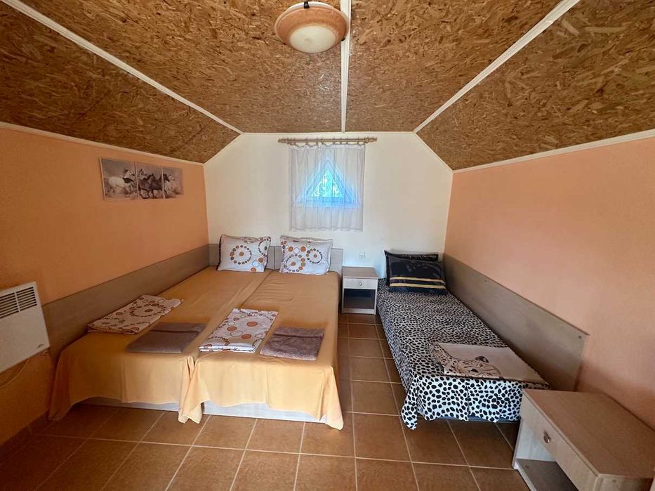 Къща за гости и вила с басейн Маркашница - гр. Белоградчик