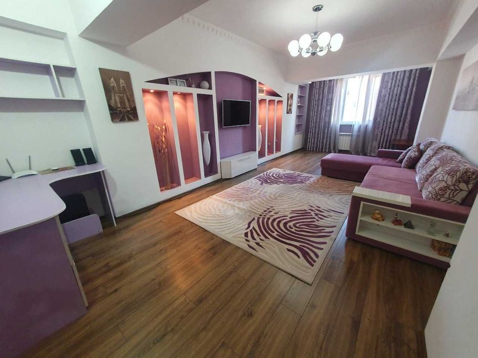 Сдам евро квартиру на Космонавт голубые купола