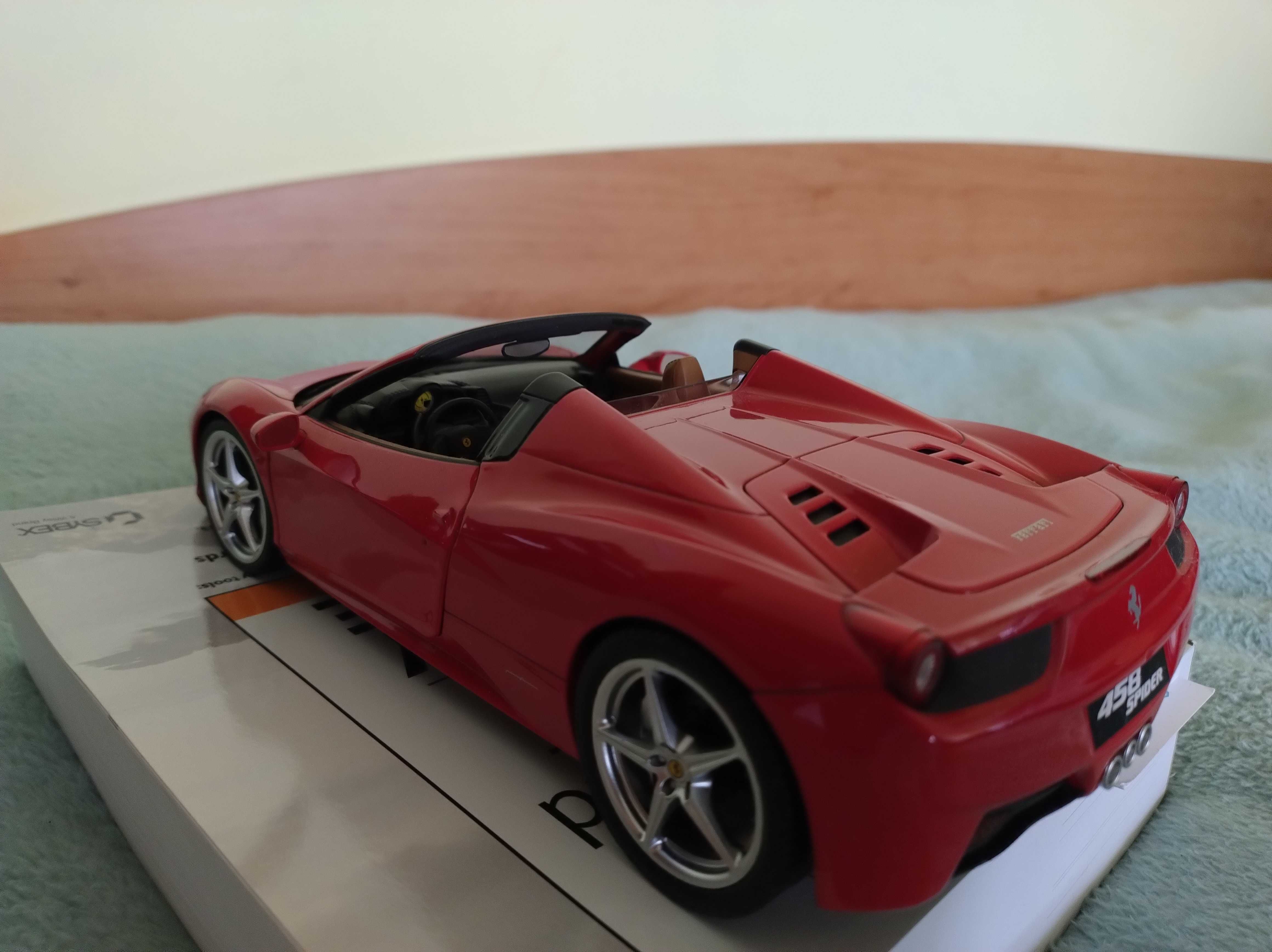 Ferrari 458 Spider 1:18, Hotwheels