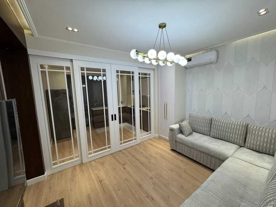 GROUP CITY TOWER 2-ком; квартира в Мирабадском районе, рядом с Узбумом