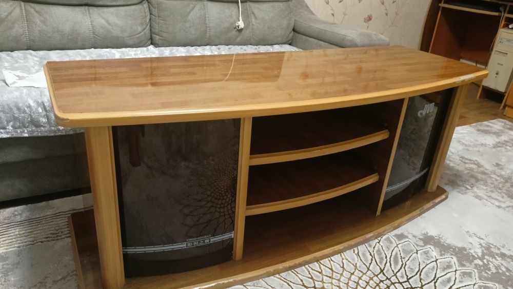 Тумба под телевизор