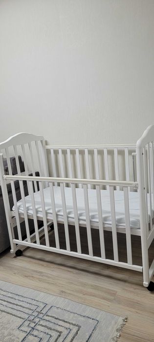 Кровать для новорожденных