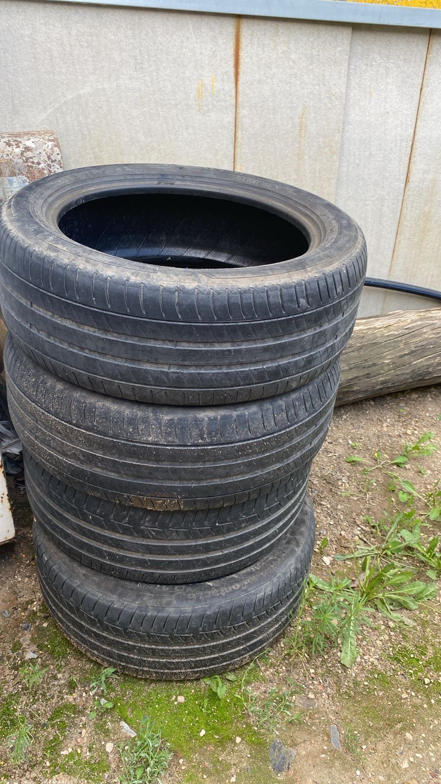 Шины Michelin в хорошем состоянии