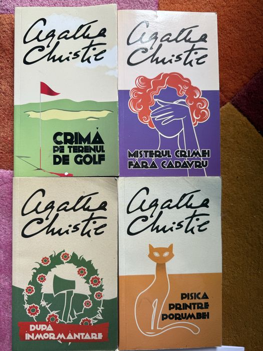 Vand mini colectie Agatha Christie